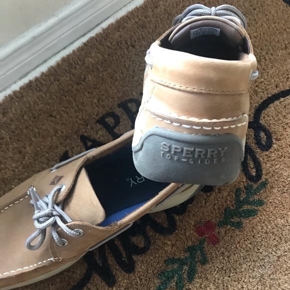 Men’s Sperry Boat Shoes - Picture 4 of 5
